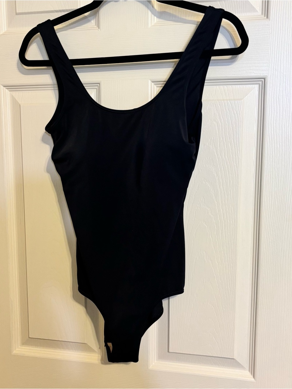 LL Bean Swimsuit One Piece size 12Reg Black Built in Bra Low Back Full Coverage